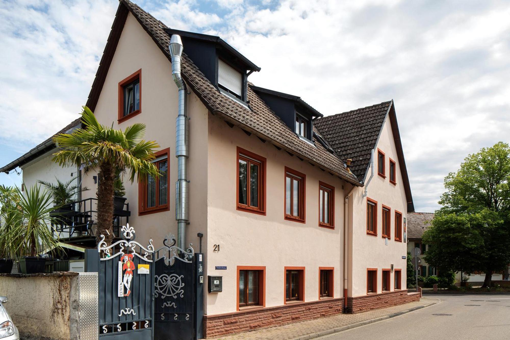 Ferienwohnungen Eulenspiegel Breisach Exterior foto